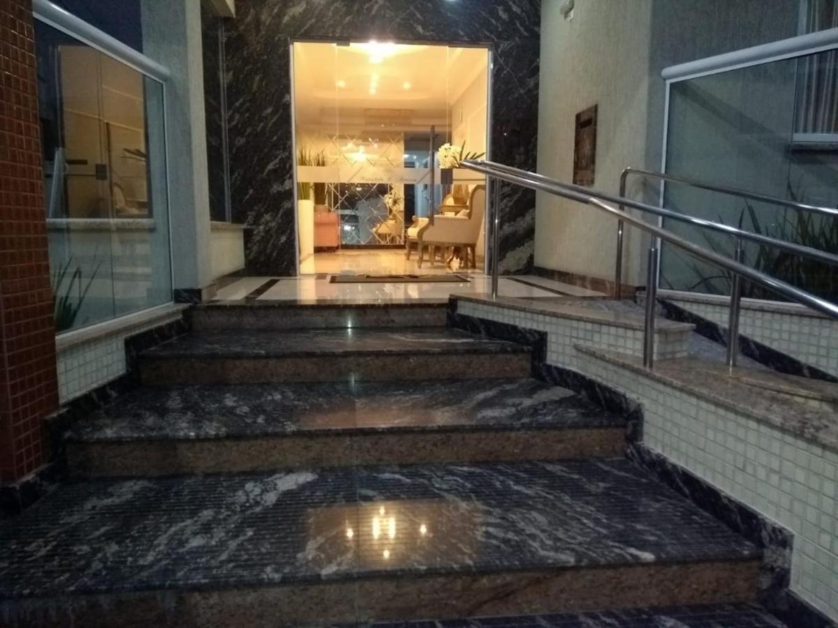 Апартаменты Residencial Maristela Бомбиньяс Экстерьер фото